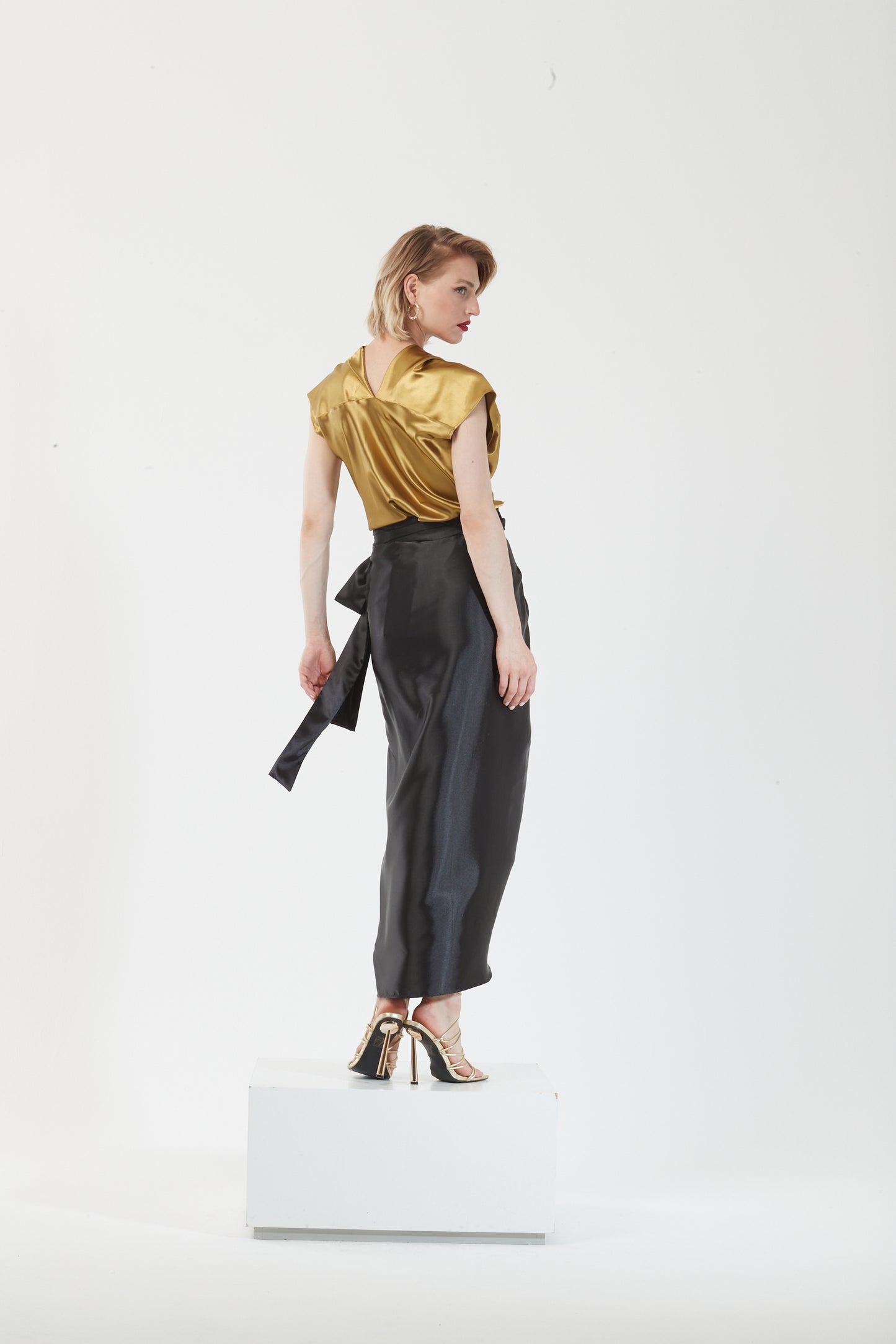Camelia top